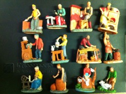 Presepe: Pastori artigianali cm10  12 pz